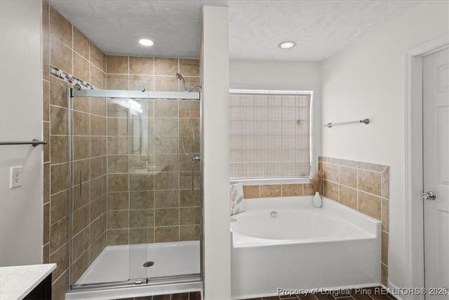 6649 Hillbrook Road, Hope Mills, NC 28348