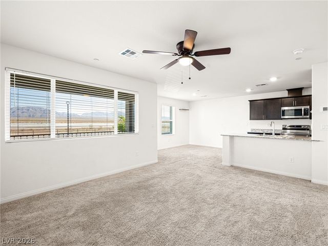 2669 Green Envy Avenue 258, North Las Vegas, NV 89086