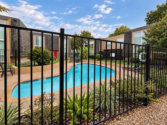 16120 Stuebner Airline Road 502, Spring, TX 77379