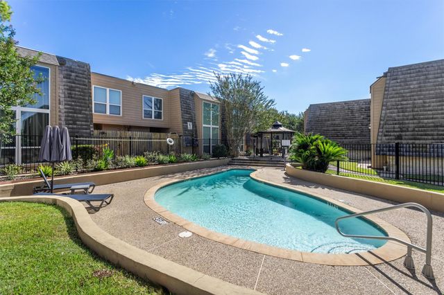 16120 Stuebner Airline Road 502, Spring, TX 77379