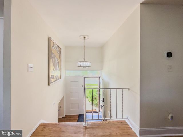 292 MACKINTOSH DR, Glen Burnie, MD 21061