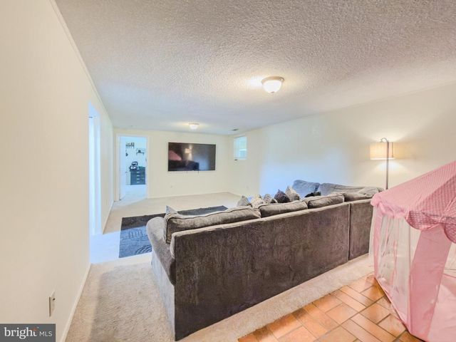 292 MACKINTOSH DR, Glen Burnie, MD 21061