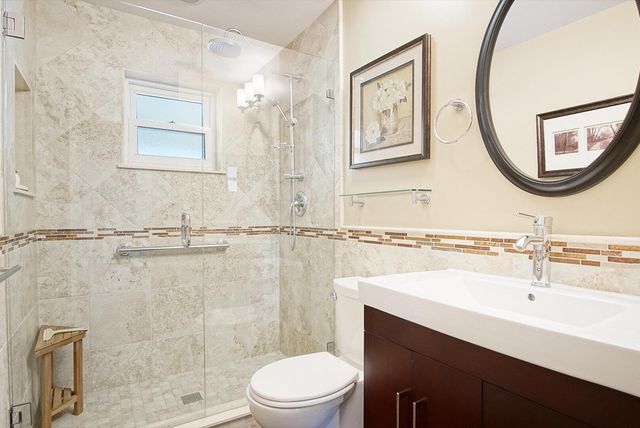 2315 NE 19th Court, Jensen Beach, FL 34957