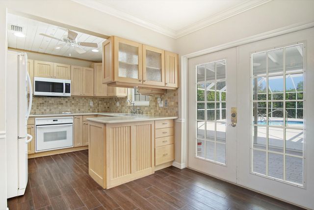 2315 NE 19th Court, Jensen Beach, FL 34957