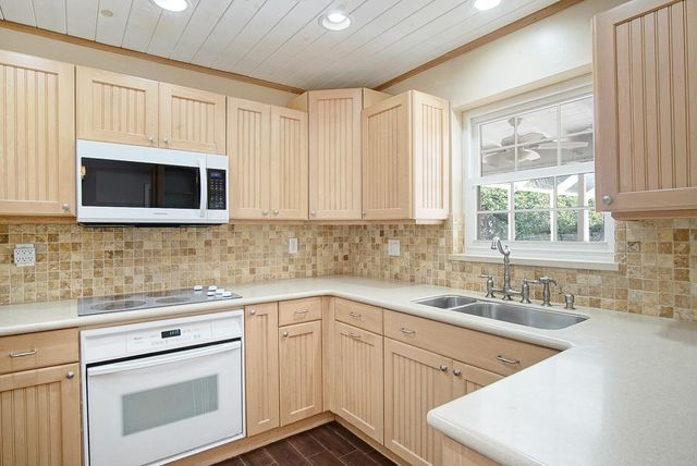 2315 NE 19th Court, Jensen Beach, FL 34957