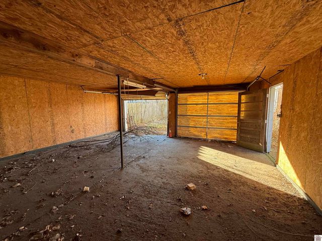 82 Ingleside Road, Kevil, KY 42053