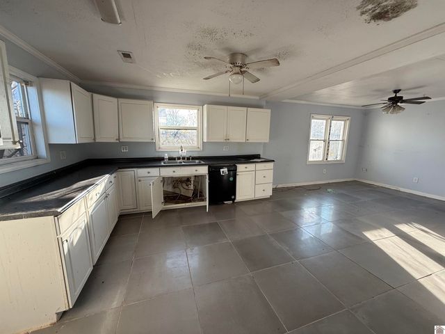 82 Ingleside Road, Kevil, KY 42053