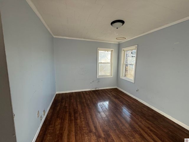 82 Ingleside Road, Kevil, KY 42053