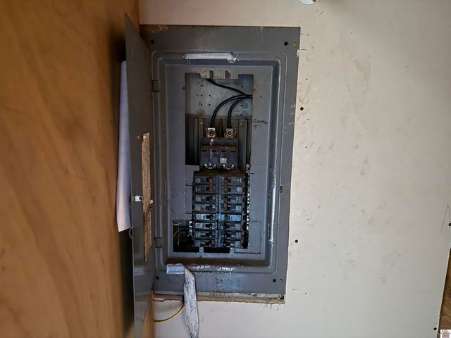 82 Ingleside Road, Kevil, KY 42053