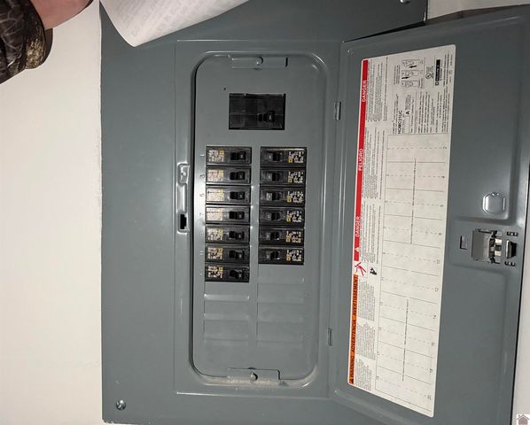 82 Ingleside Road, Kevil, KY 42053