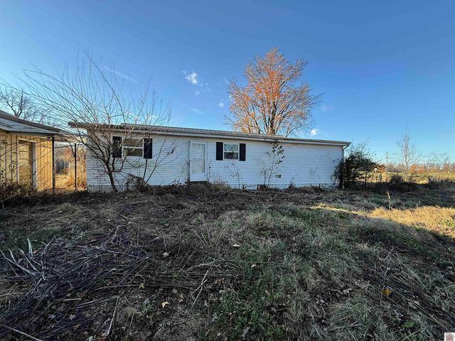 82 Ingleside Road, Kevil, KY 42053