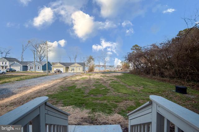 1223 SHORE DR, Colonial Beach, VA 22443