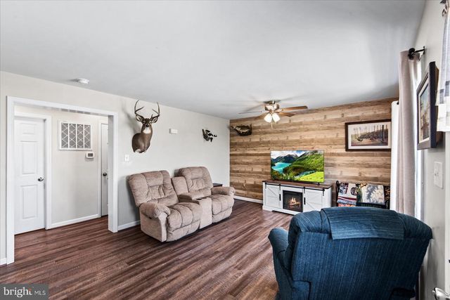 1223 SHORE DR, Colonial Beach, VA 22443