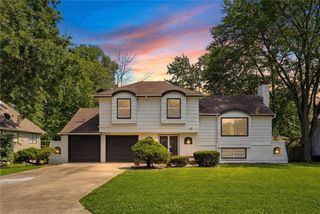 6901 E 127th Terrace, Grandview, MO 64030