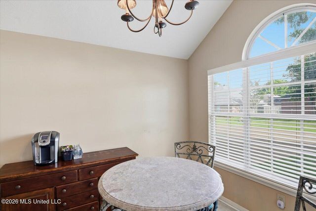 137 Villa Way, Clinton, MS 39056