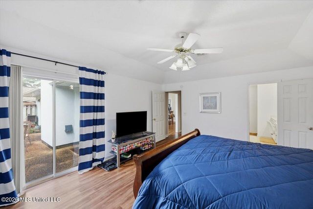 137 Villa Way, Clinton, MS 39056