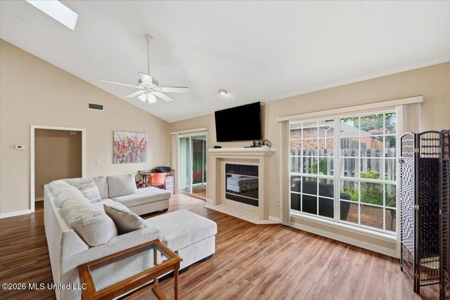 137 Villa Way, Clinton, MS 39056