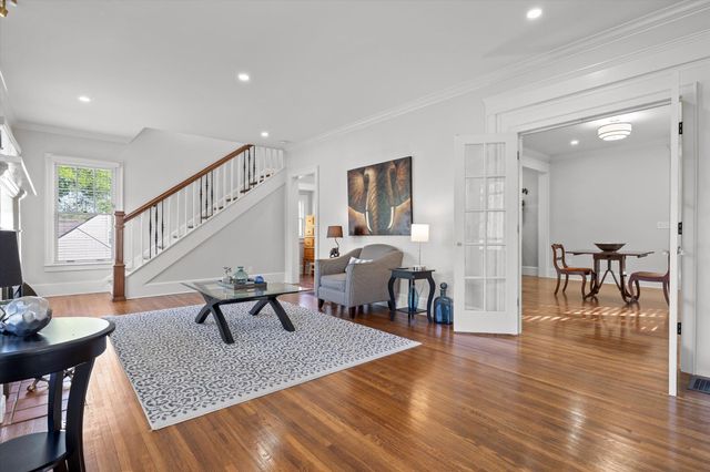 330 Crestway Drive, Chattanooga, TN 37411