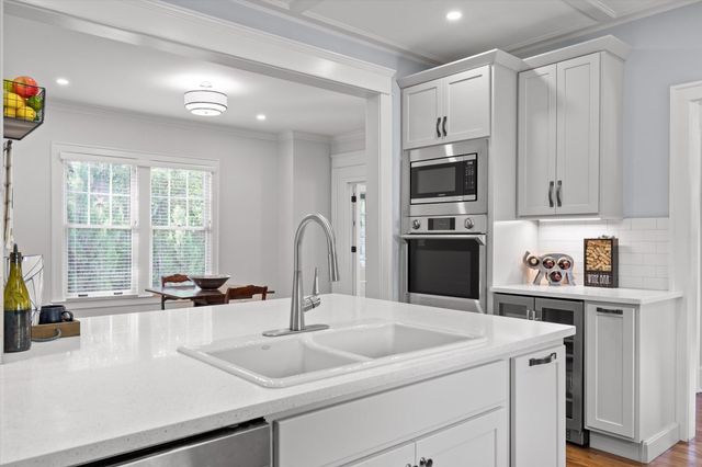 330 Crestway Drive, Chattanooga, TN 37411