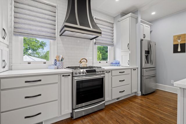 330 Crestway Drive, Chattanooga, TN 37411