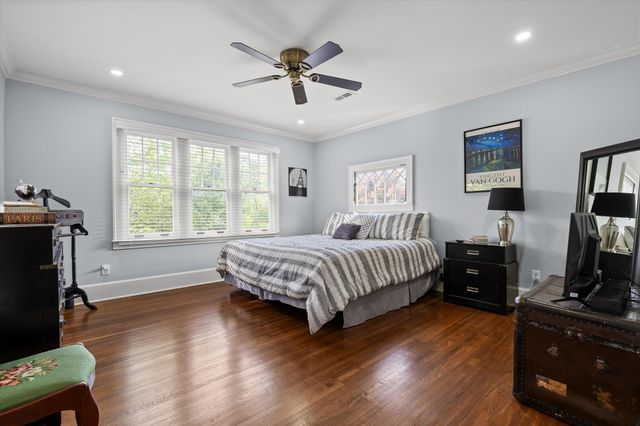 330 Crestway Drive, Chattanooga, TN 37411