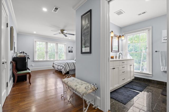 330 Crestway Drive, Chattanooga, TN 37411
