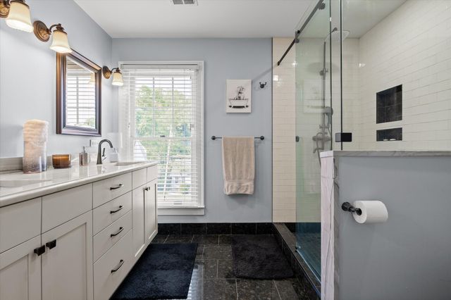 330 Crestway Drive, Chattanooga, TN 37411