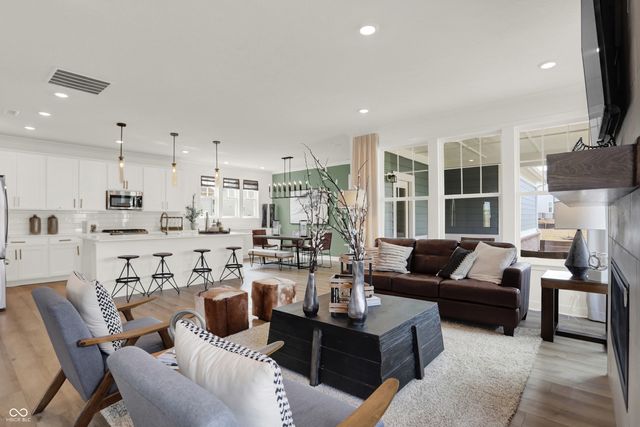 15456 Cardonia Road, Fishers, IN 46037