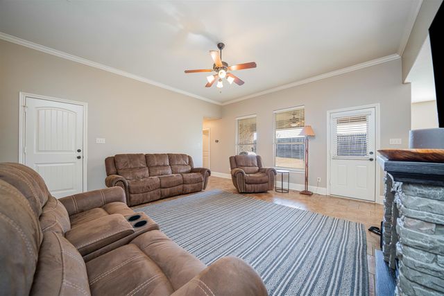 19107 River Rock Dr, Flint, TX 75762