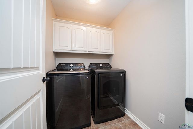 19107 River Rock Dr, Flint, TX 75762