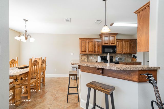 19107 River Rock Dr, Flint, TX 75762