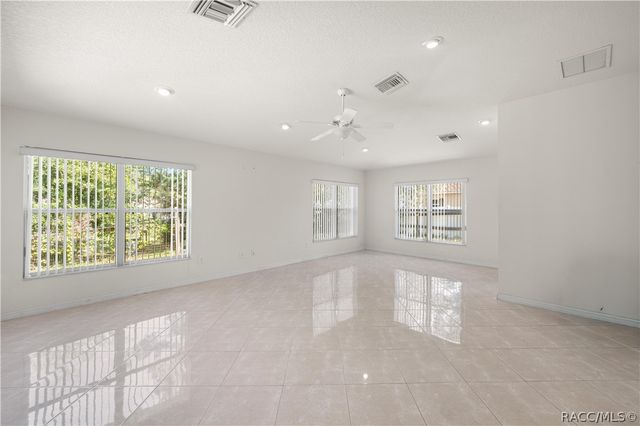 9319 SE 161st Place, Summerfield, FL 34491