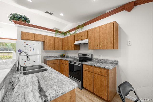 9319 SE 161st Place, Summerfield, FL 34491