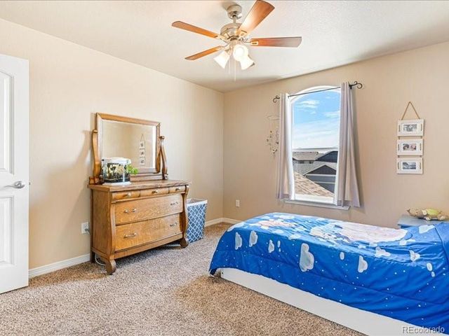 9019 Sandpiper Dr, Longmont, CO 80504