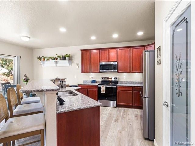 9019 Sandpiper Dr, Longmont, CO 80504