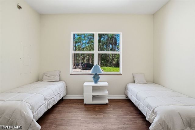 4120 3rd AVE NW, Naples, FL 34119