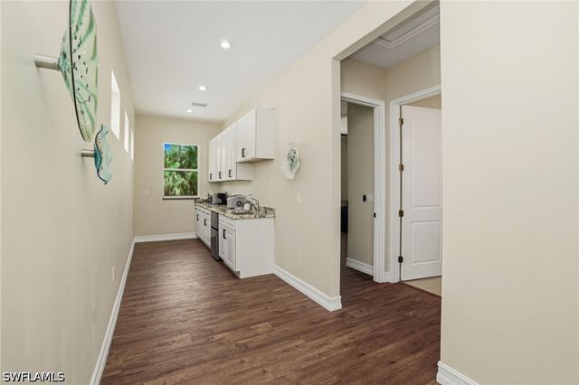 4120 3rd AVE NW, Naples, FL 34119