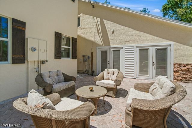 4120 3rd AVE NW, Naples, FL 34119