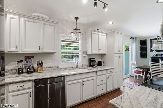 4120 3rd AVE NW, Naples, FL 34119