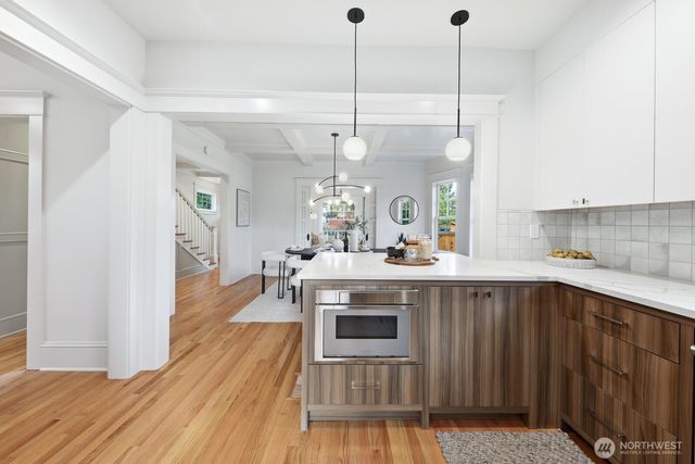 357 Garfield Street, Seattle, WA 98109