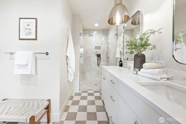 357 Garfield Street, Seattle, WA 98109