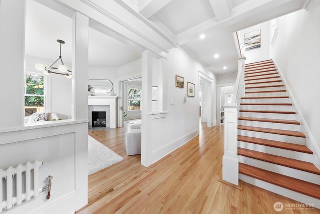 357 Garfield Street, Seattle, WA 98109