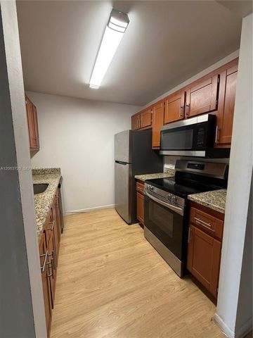 13250 SW 4th Ct 210G, Pembroke Pines, FL 33027