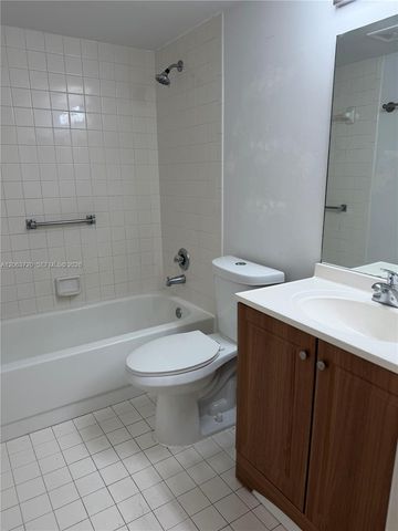 13250 SW 4th Ct 210G, Pembroke Pines, FL 33027