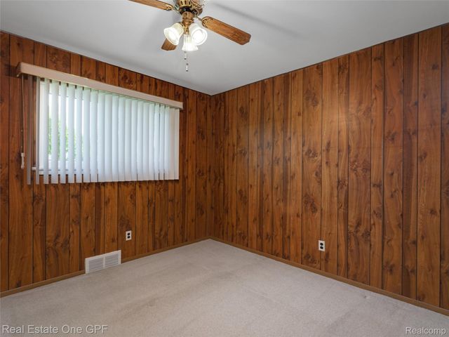 5214 Busch Avenue, Warren, MI 48091