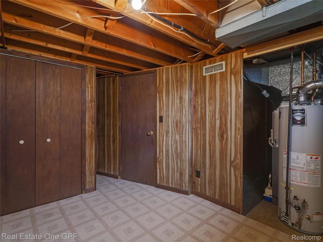 5214 Busch Avenue, Warren, MI 48091