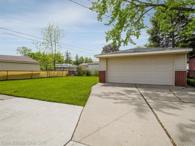 5214 Busch Avenue, Warren, MI 48091
