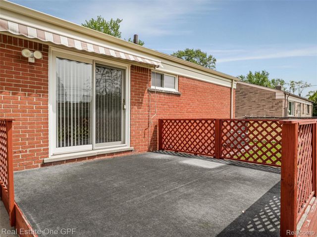 5214 Busch Avenue, Warren, MI 48091