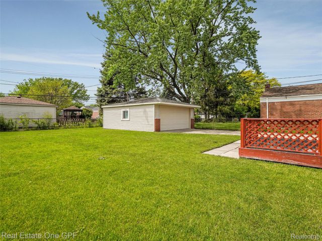 5214 Busch Avenue, Warren, MI 48091