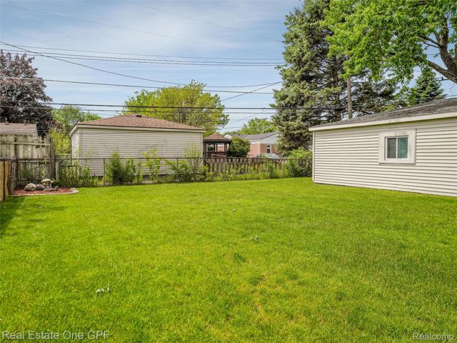 5214 Busch Avenue, Warren, MI 48091